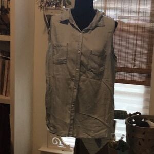 Jeaned shelveless jacket